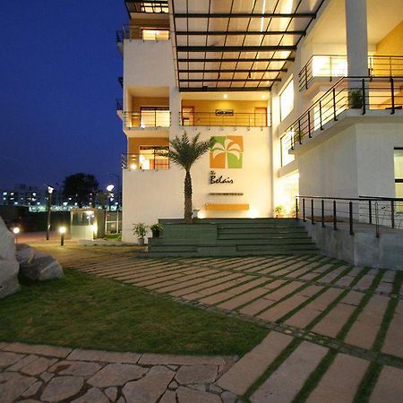 The Belair Retreat Otel Bangalore Dış mekan fotoğraf