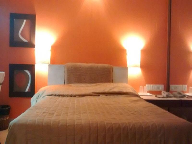 The Belair Retreat Otel Bangalore Dış mekan fotoğraf